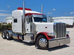 2018 Peterbilt 389